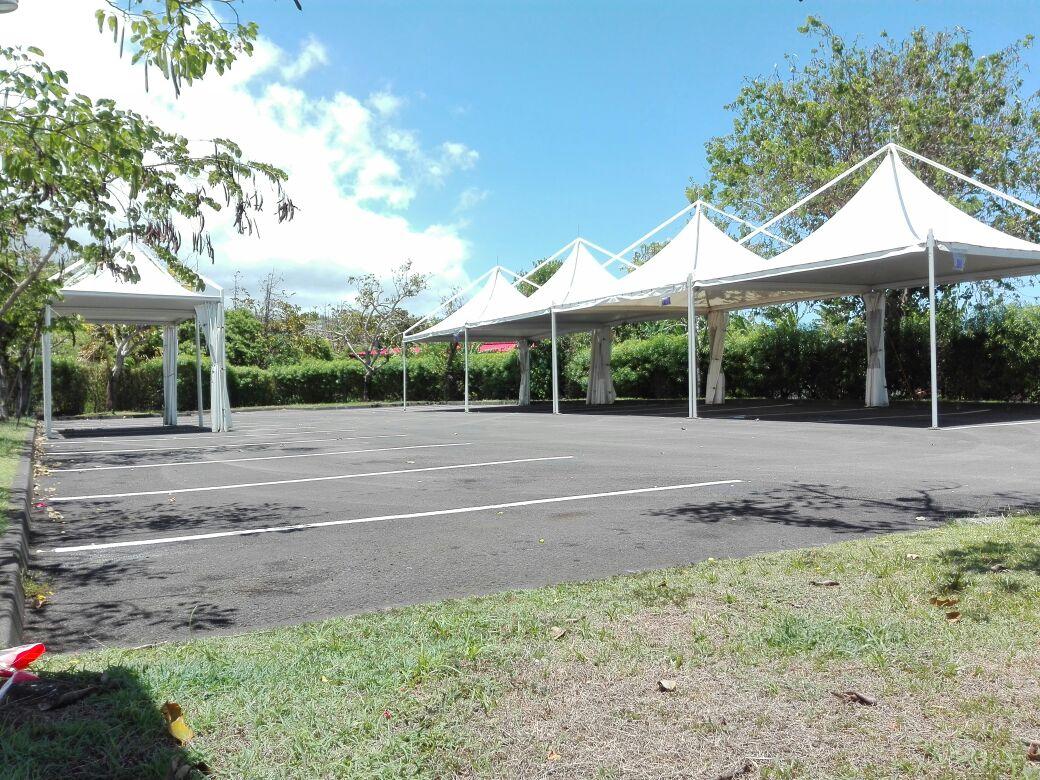 Tentes et chapiteaux, Saint-Pierre